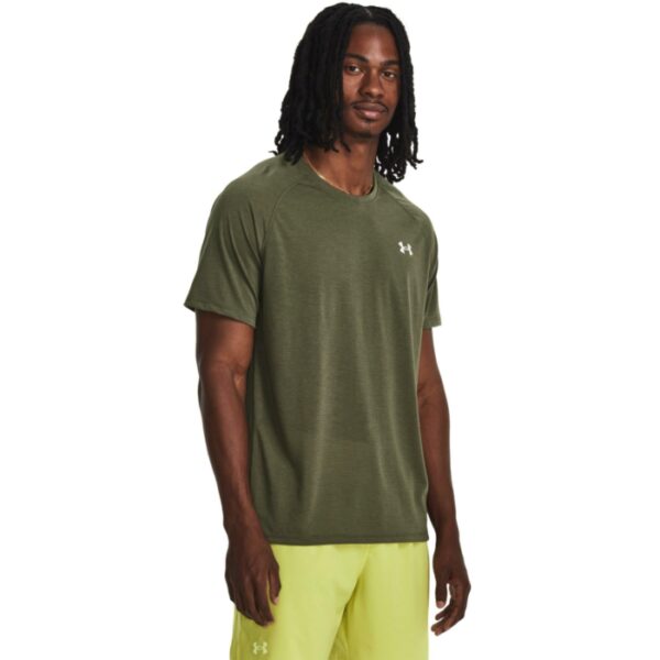 Under armour streaker deals short sleeve