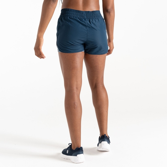 Dare 2b Women's 2-in-1 Sprint Up Shorts - Image 2